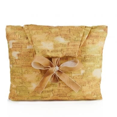 Golden immersion bag – the perfect gift for the mikveh.